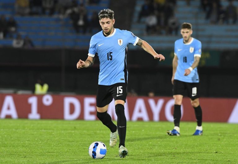 A que hora juega uruguay